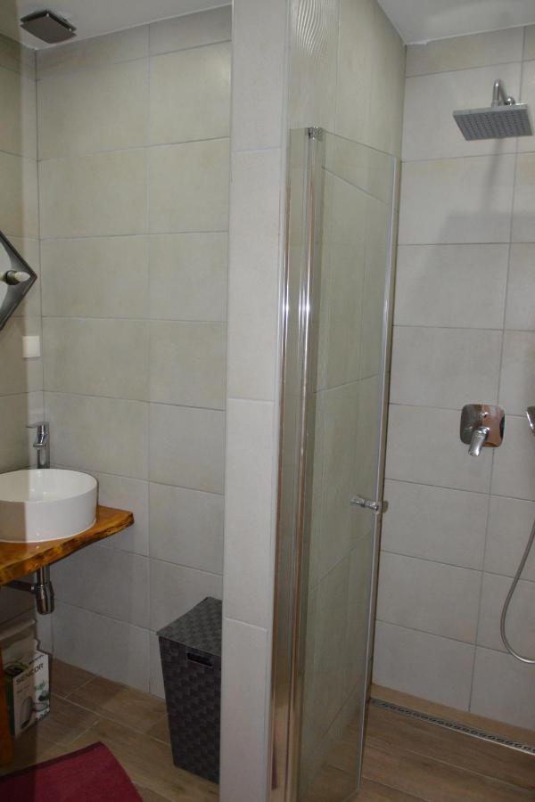 Apartments By The Sea Stara Novalja, Pag - 9396 Екстериор снимка